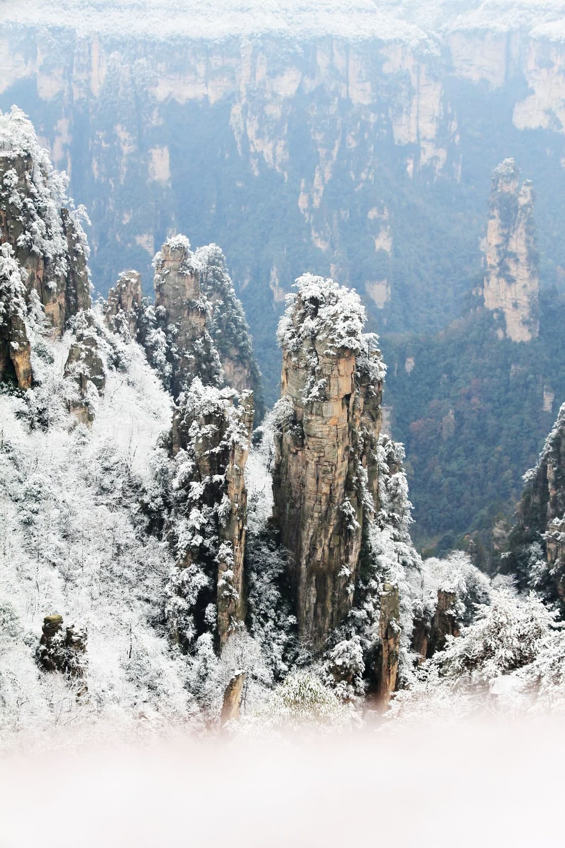 Zhangjiajie gallery view 2