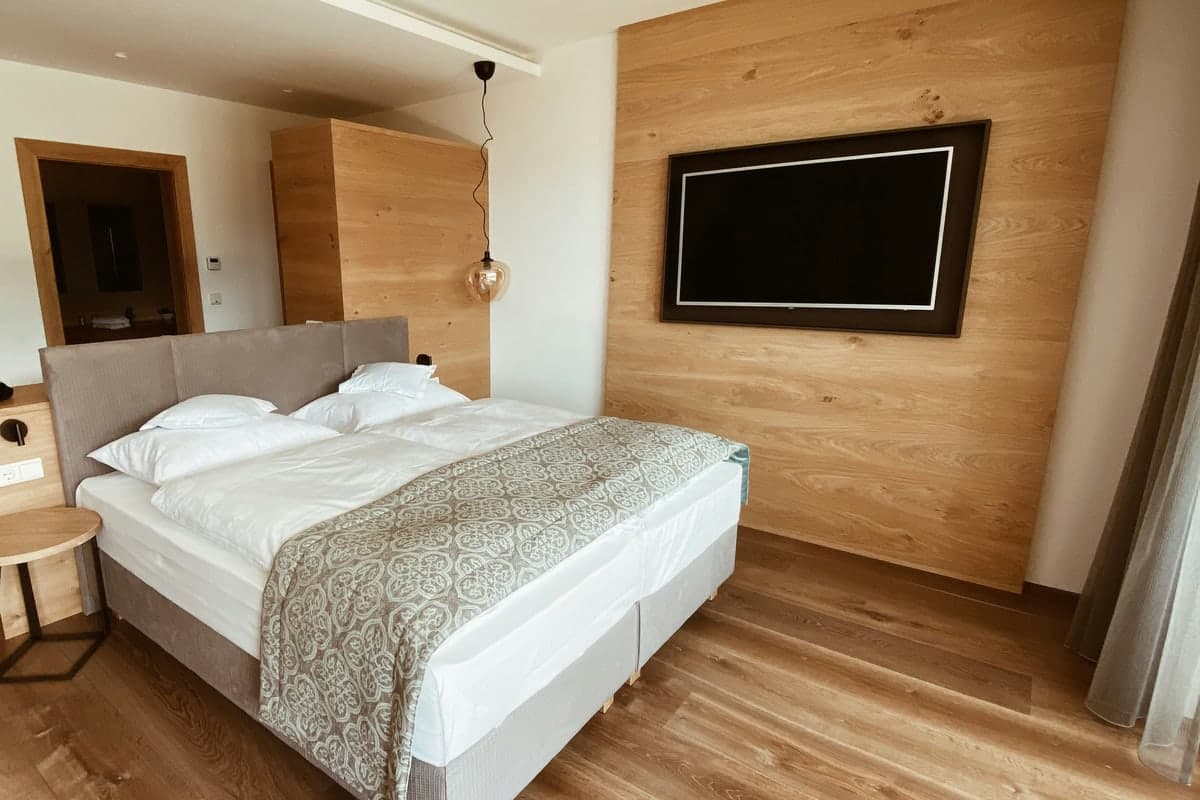 Editorial stay mood selected for The Lixury Hotel